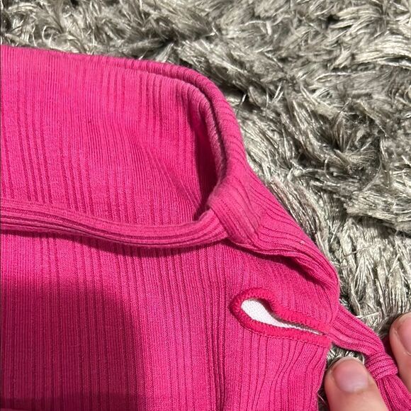 Vibrant Pink Bikini Set size small - Picture 6 of 9